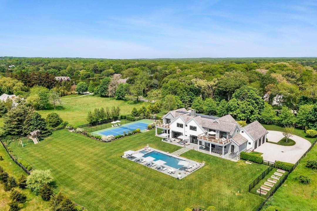 290 Lumber Lane, Bridgehampton, New York, 11932, United States