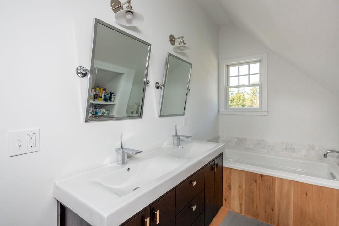 31 Windmill Lane, Amagansett, New York, 11937, United States